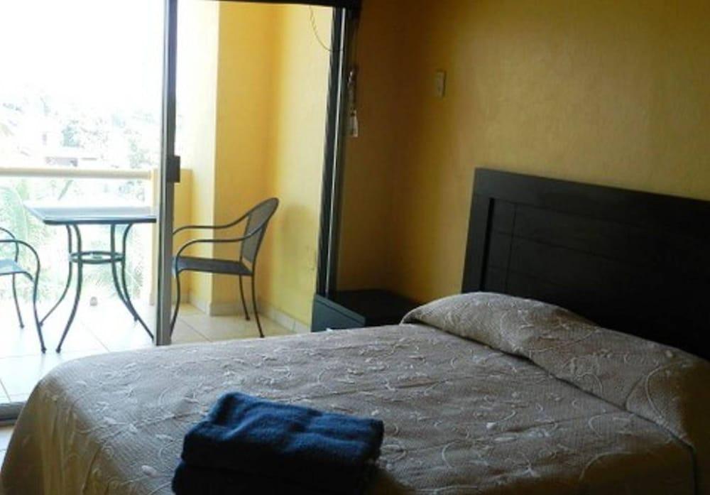 Andressa Mia Apartments マンサニージョ エクステリア 写真